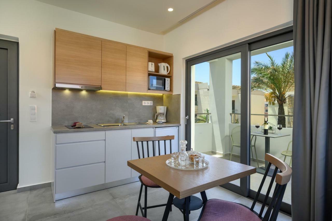 Athina Suites Luxury Suites Near The Sea Platanias Platanés Exterior foto